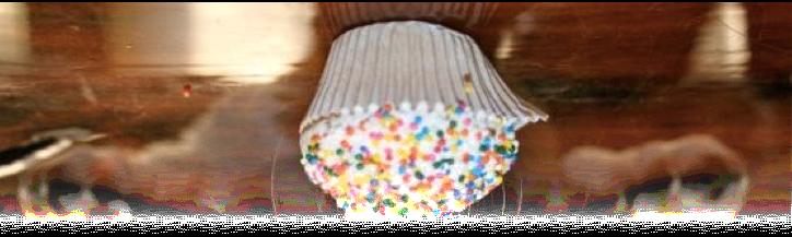 http://bakerybingo.com/wpcontent/uploads/2012/03/ Dog-Eating-a-cupcake.jpg Use timers or other cues to prompt eating.