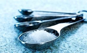 Nutrition Claims SALT/ SODIUM Claim Low sodium/salt Very low sodium/salt Sodium/salt-free Condition Max 0,12g sodium/100g or 100ml Max 0,04g sodium/100g or 100ml