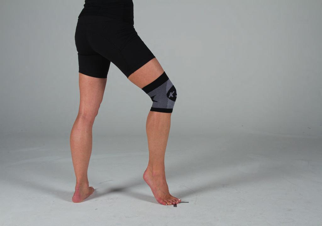 BAE AYER YTE PERFORANCE KNEE EEVE TARGETED CONDITION Patella Tendonitis Patellar Tracking As an avid jogger with chronic knee pain, I was sceptical that a thin, light brace would ease my pain.