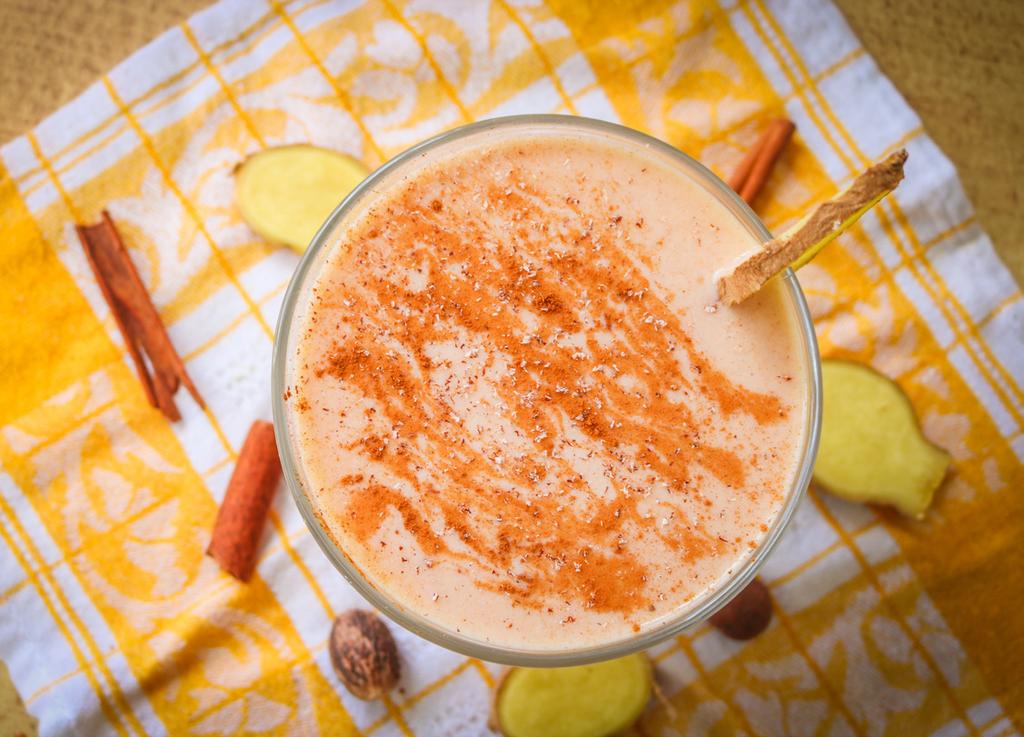 Spiced Peach 1 Scoop of Clinical Paleo Protein Vanilla 4 Peach slices, frozen ¼ Cup Coconut milk, canned ¼ tsp Cinnamon ¹/₈ tsp Ground ginger 1 Cup Almond milk, unsweetened