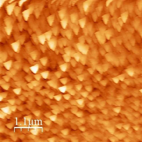 The surface didn t change significantly from 0-60 minutes annealed. However, from 60-90 minutes drastic changes were noted as seen in Figure 5. Figure 5. Left: AFM image of ZnO after being annealed 60 minutes.