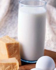 A case study on the occurrence of Aflatoxin M 1 in milk and dairy products Prandini, A.