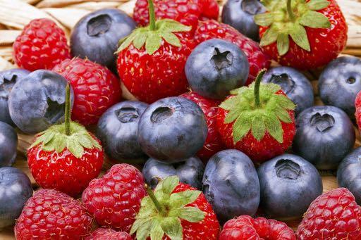 STRAWBERRY RASPBERRY BLUEBERRY - 1 cup of sliced strawberries - ¼ cup of whole blueberries - ¼ cup of whole raspberries Strawberry: A major source of vitamin C, strawberries are an effective