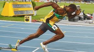 10. As Mo s foot leaves the ground, the knee begins to bend as the heel lifts towards the gluteals.
