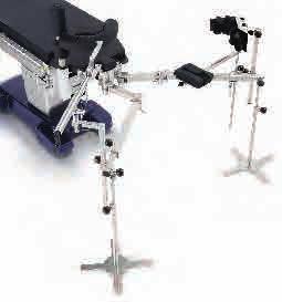 Arthroscopic leg hoder with clamp During the orthopedic traction surgery, it is