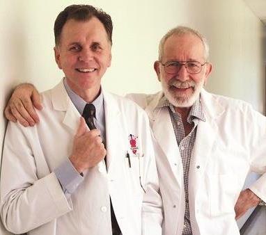 Barry Marshall and Robin Warren A complementary team that led to the discovery that gastritis and peptic ulcers