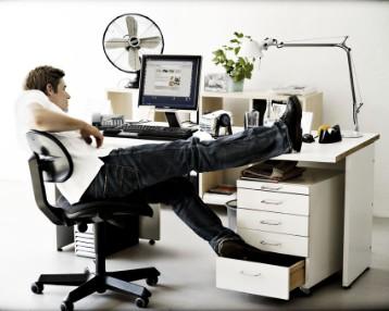Bad Ergonomics Use the buddy system and have your co worker