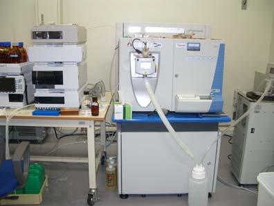 Liquid Chromatography Fourier Transform Ion Cyclotron Resonance Mass Spectrometer LC FT/ICR-MS LTQ-FT (Thermo Electron Co.
