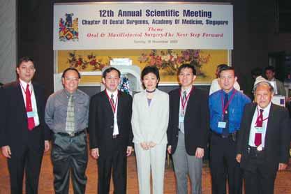 Continuing Care), MOH, Guest-of-Honour; Dr Chung Kong Mun, Chairman, Chapter of Dental Surgeons; Dr Yeo Jin Fei, Censor and Chapter Committee member; and Dr Sim Wee Kiat. Fig. 3.