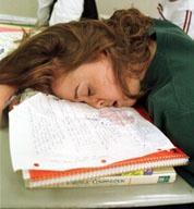 Self-reports in college students show inconsistent, insufficient & low quality sleep. Mean total sleep time was 7.02 hours Only 11.