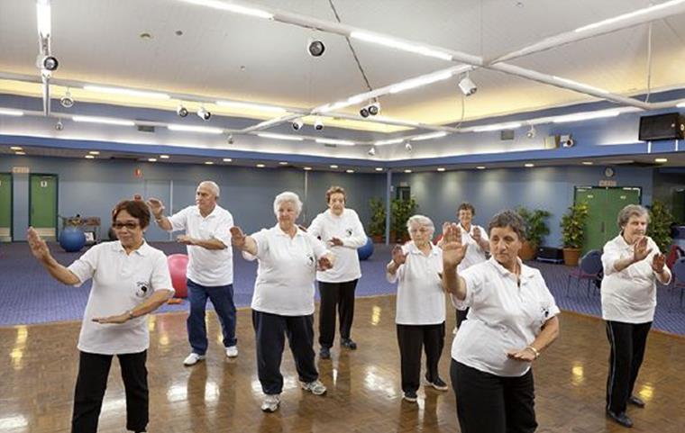 Tai Chi Health benefits of Tai Chi: Helps to relieve pain and stiffness Decreases blood pressure Improves