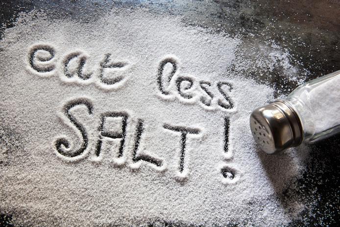 patienteducation.osumc.edu 5 Know your salt Even a small amount of salt has a lot of sodium in it.