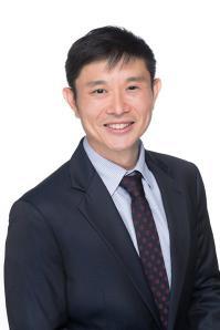 TRAINER Dr Winston Tan Dr Tan received his Bachelor of Dental Surgery in 1992 and his Masters of Dental Surgery (Oral and Maxillofacial Surgery) in 1997 from the National University of Singapore.