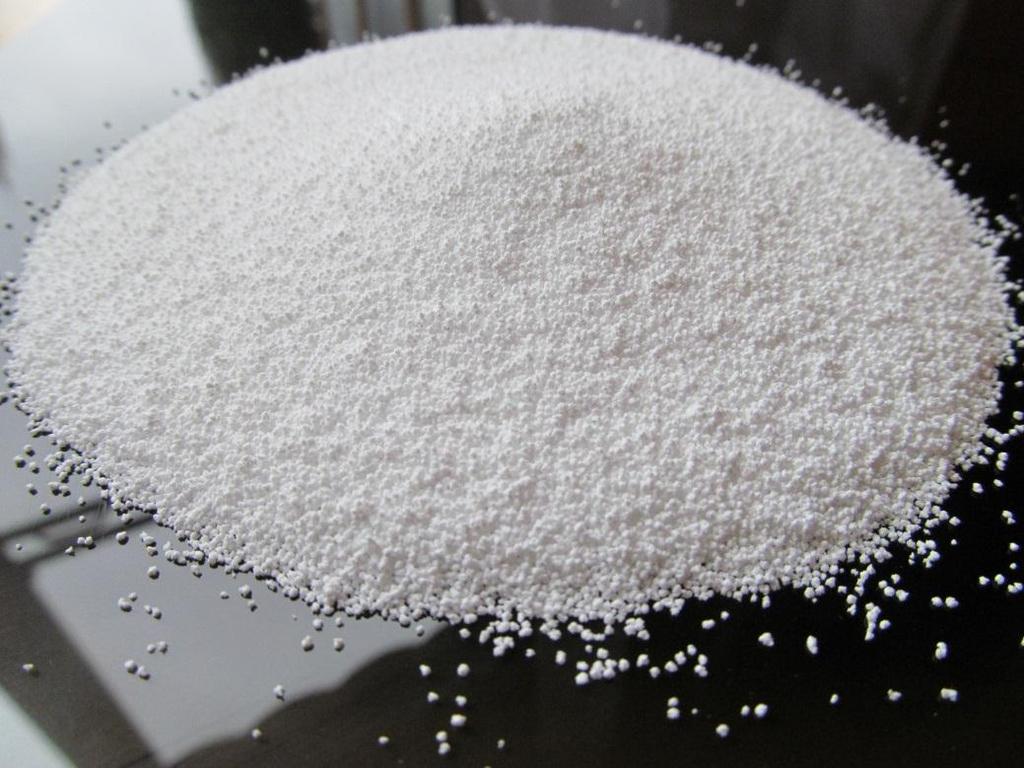 Physical properties Zinc Glycinate Zn-Glycinate: white to beige, free flowing, dust-free and odorless micro-granule Mineral content: 25-28% Mineral complexed: guaranteed >95% Residual moisture: <3%