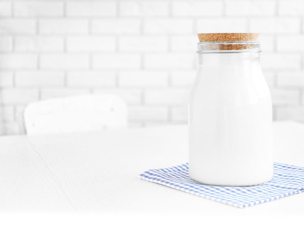 Fat Content & Cardiovascular Health In Ireland, dairy foods (milk, yogurt, cheese, cream and butter) account for only 13% of our total fat intake and there are many low-fat nutritious options