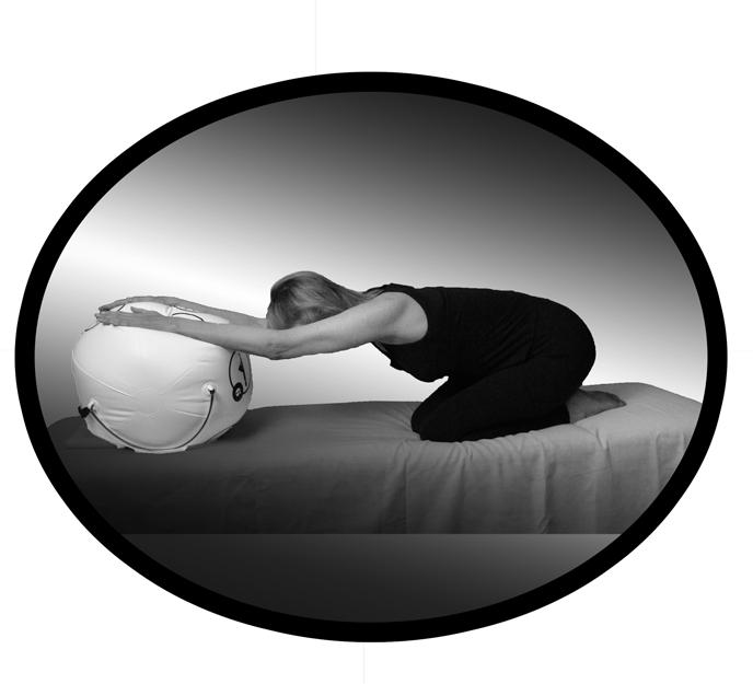 KNEELING PRAYER 1. Kneel down on the mat or bed with your knees slightly apart under your hips. 2. Place the OsteoBall in front of you. 3.