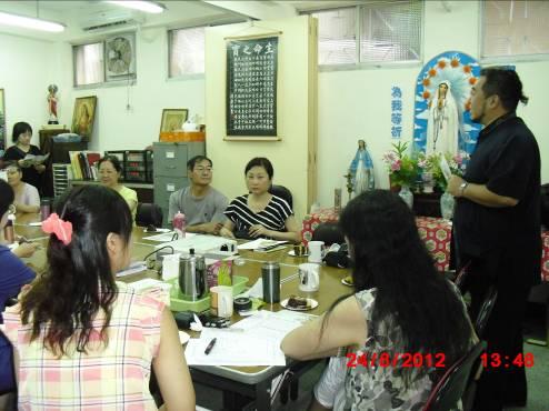 Residents of Wenshan District 1. Invite professionals and experts to conduct lectures in Wenshan District for local residents to attend. 2.