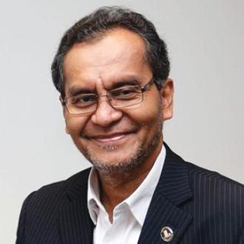 Meet the Ministers YB Dr Dzulkefly Ahmad Minister of Health Dr Dzulkefly Ahmad holds a doctorate degree in toxicology from the Imperial College.