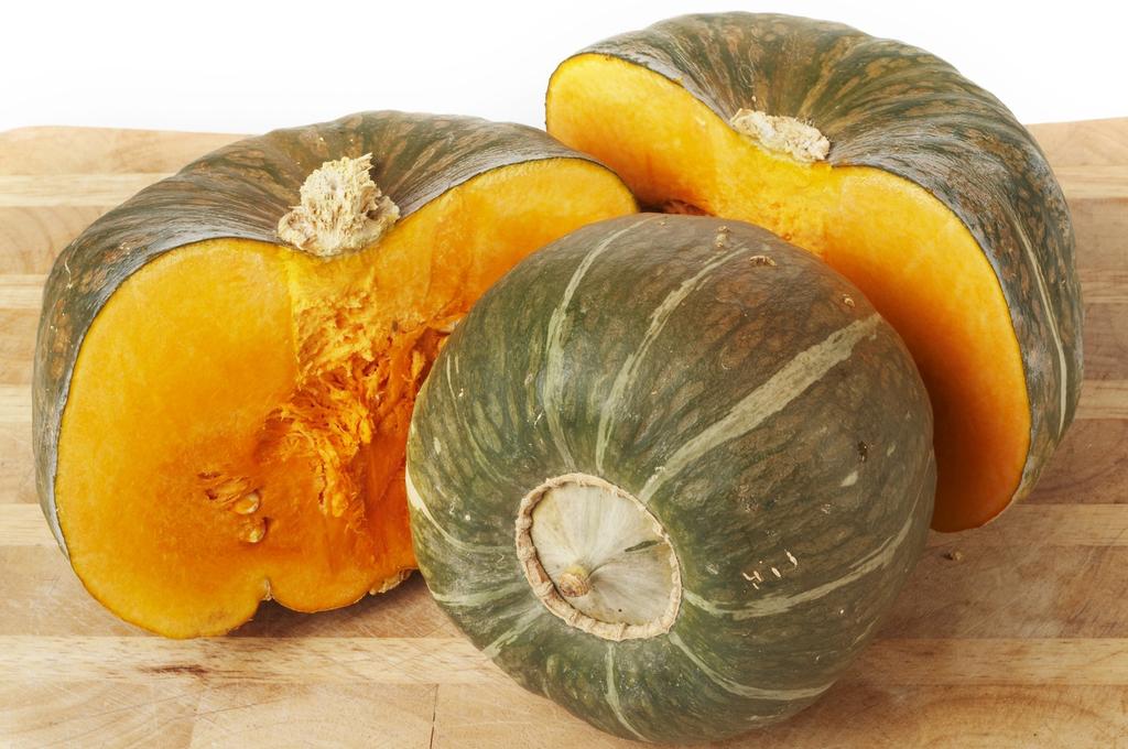 10. Winter Squash Winter Squash is a highly nutritious and alkaline food which rich in phytonutrients and antioxidants.
