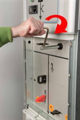 Busbar Earthing panel to OFF position (ELECTRICAL OPERATION): Push button (red) for circuit-breaker to OFF-position.