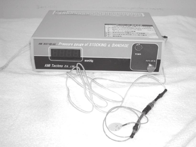 2013 Vol. 24 No. 3 333 Fig. 4 Air pack type analyzer (AMI-3037, AMI Co., Japan).
