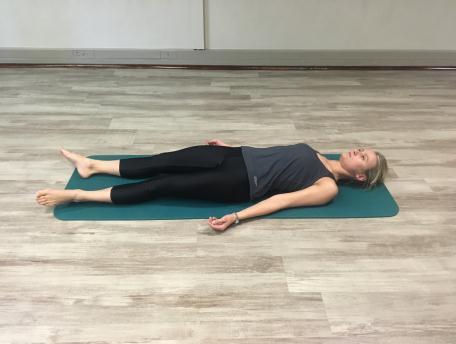 5 P a g e The Gluteal Program Supine (lying on your back) mobility Tuck Squeeze Chair press 1. Lying on your back on a mat with your legs extended out straight in front of you.