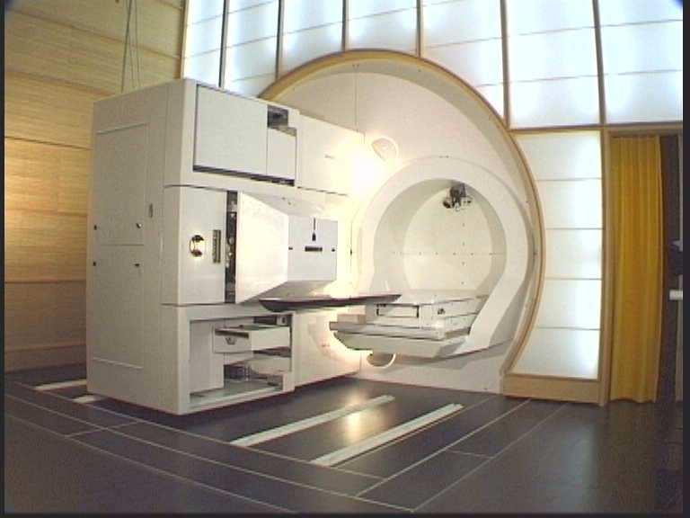 contributions of PSI to proton therapy The Spot Scanning Gantry at PSI Spot scanning and a compact gantry for