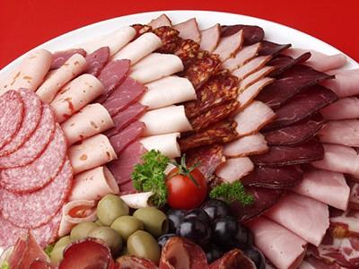 Processed meats no more than 2 servings / week http://blogs.