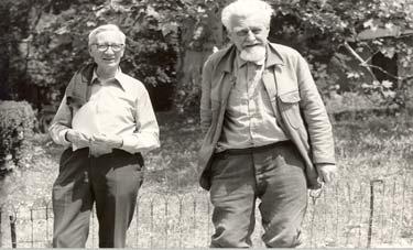 Niko Tinbergen Nikolaas Tinbergen (left), Konrad Lorenz (right) Fixed Action Pattern (FAP) and Instinct behavior: