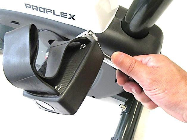 If the pedal does not "feel right" when being screwed in, STOP immediately and check that it is the correct pedal and that it is aligned properly with the crank arm.