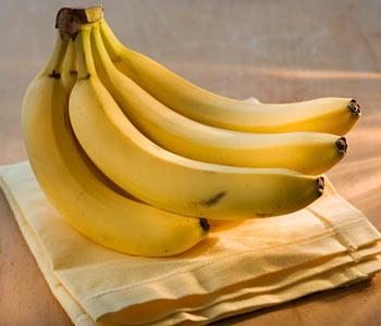 10 5. Bananas Athletes and performers are familiar with the calming effect of bananas a result of the fruit's high concentration of tryptophan, a building block of serotonin.