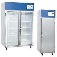Pharmaceutical Grade Refrigerator Although there is no clear description of a pharmaceutical refrigerator, we have identified the following characteristics: Internal fans to disperse cold air
