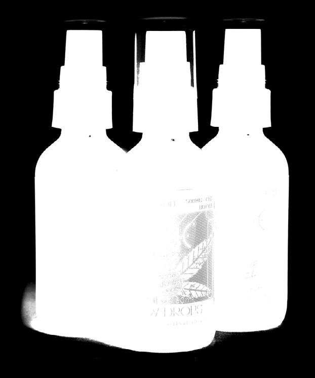 Made with the same pure CBD hemp oil, our CBD tinctures are mixed with vegetable glycerine or medium-chain triglyceride (MCT) oil to give them a thin,