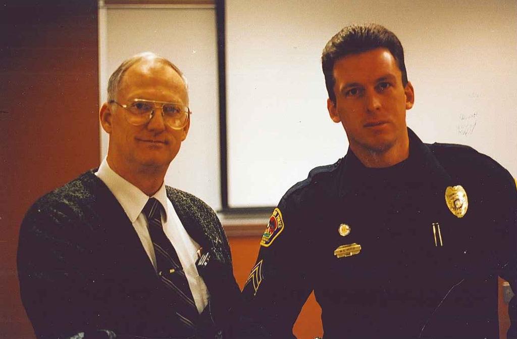 Dr. Donn Hubler APD Psychologist Sgt. Gene Petit CIT Coordinator In 1996 Sgt. Gene Pettit was assigned the task of starting a CIT program for the Albuquerque Police Department (APD).