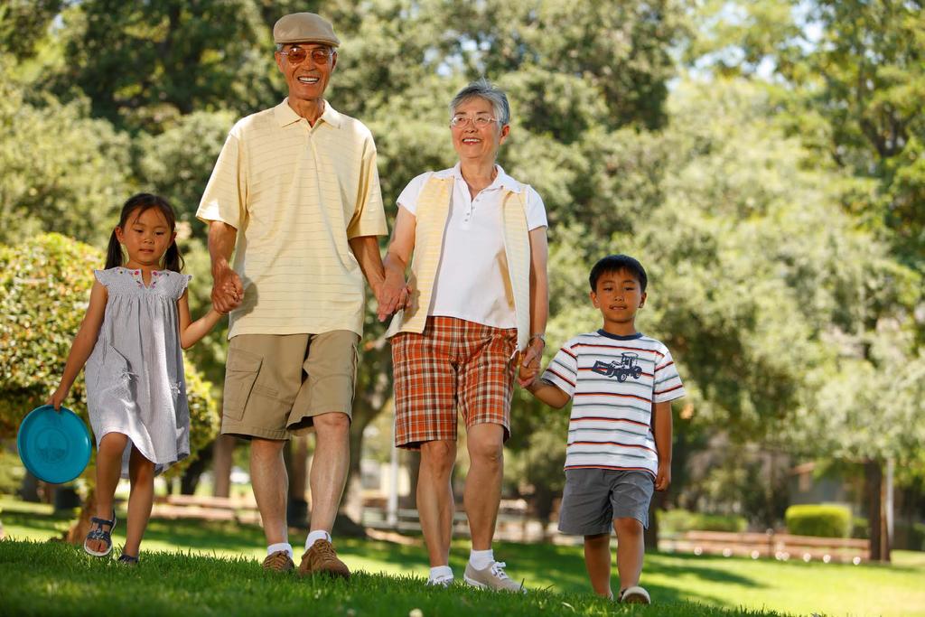 Hawaii Seniors Average Lifespan : 82 years old In