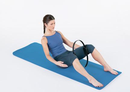 EXHALE Extend other leg out on diagonal. Complete 5-8 repetitions on each leg.