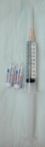 1ml adrenaline 1:1000 Or lignocaine 1% with