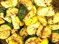 AA ZUCCHINI & SQUASH, ROASTED Nutrition Facts Serving Size: 1/2 CUP Serving per Container: 1 Amount Per Serving Calories: 72 Calories from Fat 62 % Daily Value² Total Fat 6.9g 11% Saturated Fat 3.