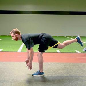 SINGLE LEG RDL Enhances strength to glutes and hamstrings, for better acceleration, hip stability for balance when changing direction or landing from a jump SPIDERMAN PLANK 1.
