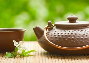 Green Tea Why Green Tea Helps With Weight Loss When green tea is consumed, it increases thermogenesis or the rate at which your body burns calories.