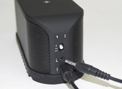 The power adapter uses the appropriate plug adapter for your