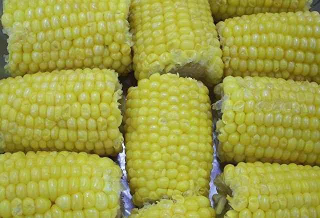 MONARCH Corn On Cob 3" PETITE DOMESTIC FROZEN # 4328118 96 EA.