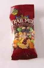 PLANTERS Snack Mix TRAIL NUT & CHOCOLATE SS BAG # 9986423 72/2 OZ.