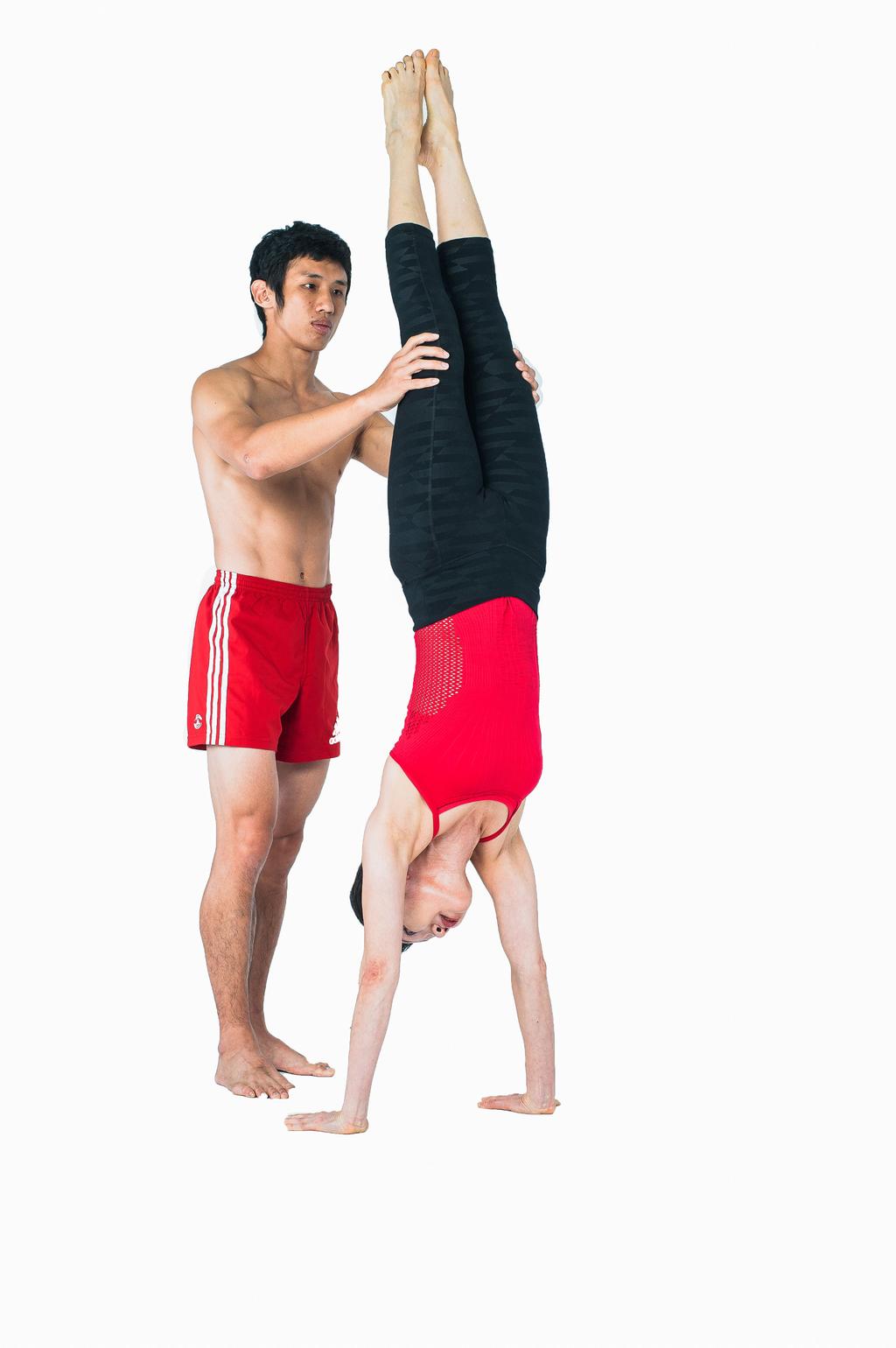 Ways to make sure you achieve your handstand What no one tells you about