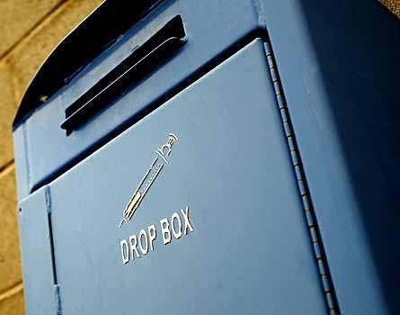 If your business would like to have an outdoor safe needle drop box installed nearby, please call the City of Prince George at