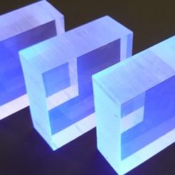 semiconductor detectors Fricke gel 3-D