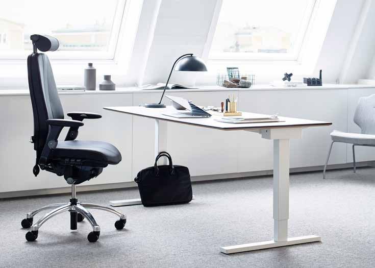 TEN YEARS OF UNCOMPROMISING ERGONOMICS RH Logic has a long history of being best in class. Ten years ago, RH Logic was developed and fine-tuned into the chair we know it as today.