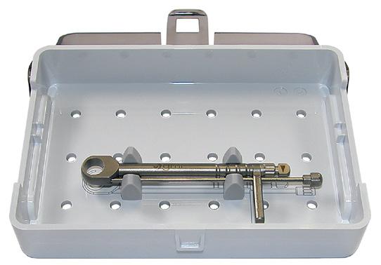 GMI SURGICAL KIT The GMI surgical kit consists of a box of autoclavable technical plastic which includes all the necessary