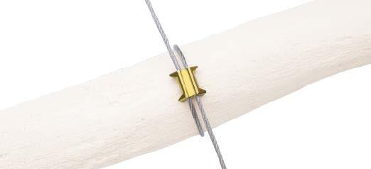 Cerclage Technique Using the 1.0 mm Titanium Needle Cable (optional) 1. Pass the cable Instrument 391.