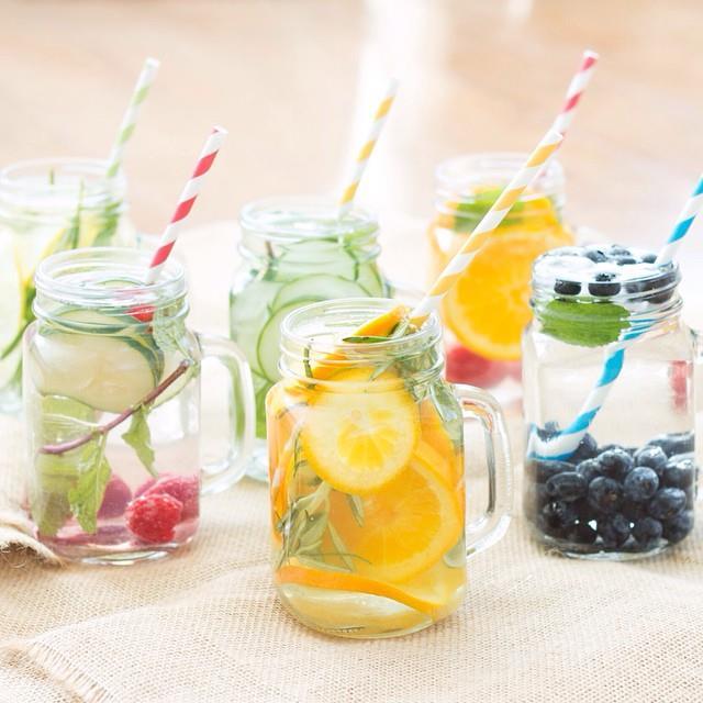 INFUSED WATER FOR WEIGHT LOSS 1. Boosts your metabolism 2. Naturally helps you release cellulite 3. Flushes toxins from your system 4. Improves digestion 5.